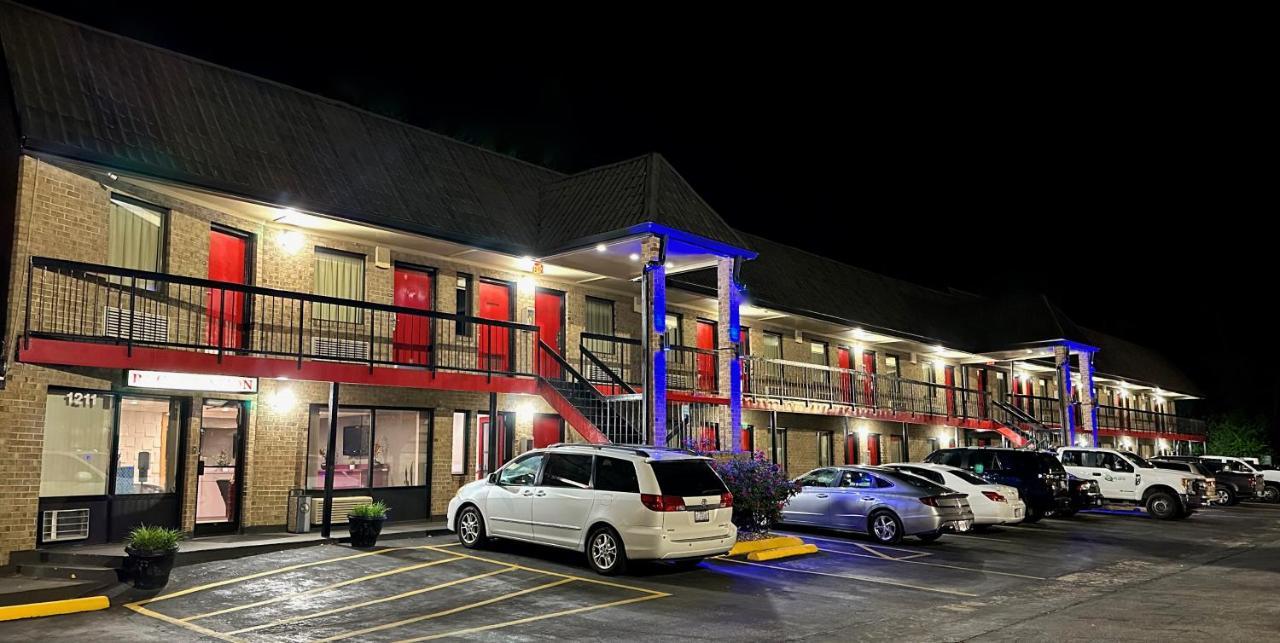 Travelers Inn Элизабет-Сити Экстерьер фото