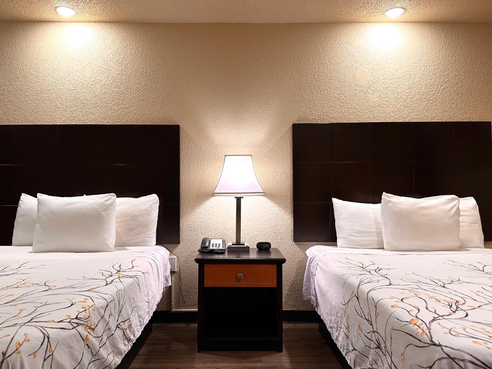 Travelers Inn Элизабет-Сити Экстерьер фото